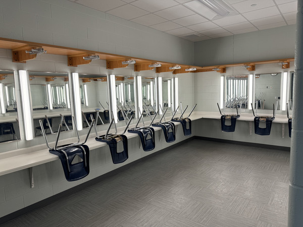 Men's Dressing Room